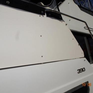 1994 Carver 390 aft cabin