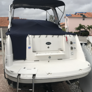 2009 Rinker 280 express cruiser