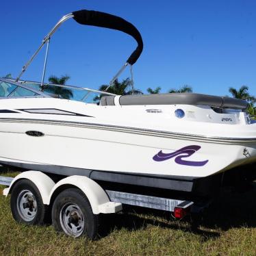 2011 Sea Ray 205