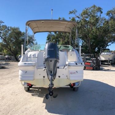 2015 Hurricane 2200 sun deck