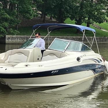 2003 Sea Ray 270 sundeck