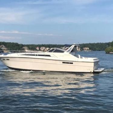 1989 Sea Ray 390 express