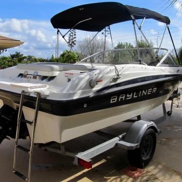 2011 Bayliner 185 br