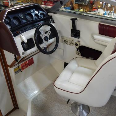 1989 Sea Ray 230