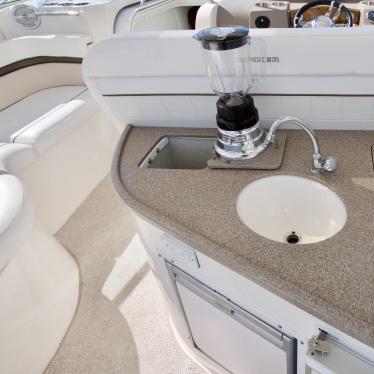 2007 Rinker 370 express cruiser