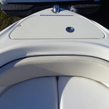 2014 Sea Ray 205 sport