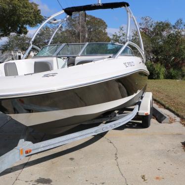 2011 Sea Ray 195 sport