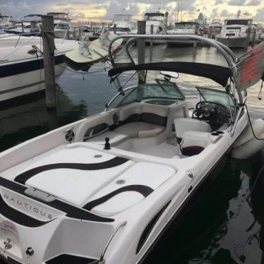 2005 Nautique sv 211