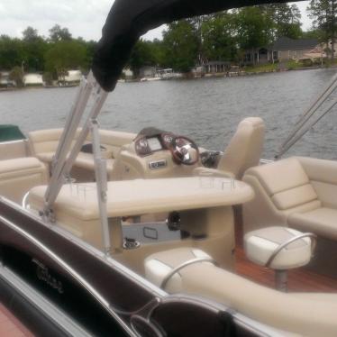 2014 Tahoe cascade entertainer 2685