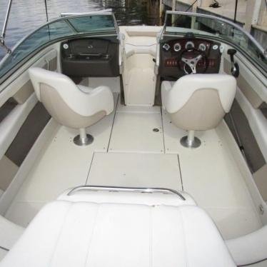 2010 Sea Ray 210 select