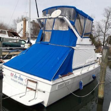 1988 Bayliner 3218 aft cabin