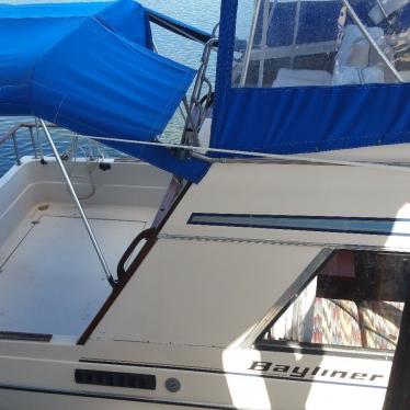 1979 Bayliner cabin cruiser