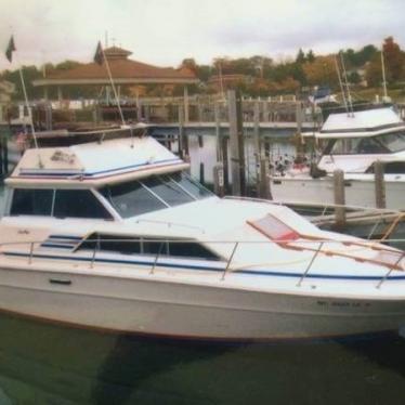 1980 Sea Ray 300 sedan bridge