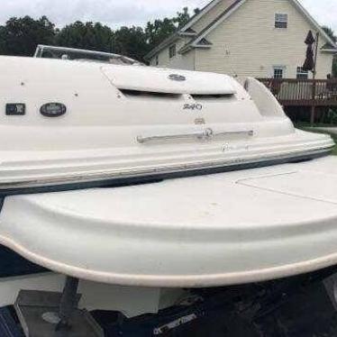 2004 Sea Ray 240 sundeck