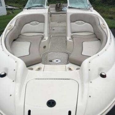 2004 Sea Ray 240 sundeck