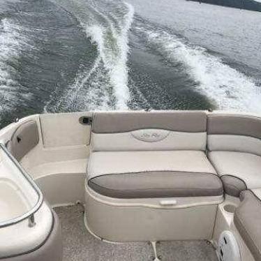 2004 Sea Ray 240 sundeck