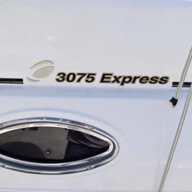 2003 Cruisers 3075 express
