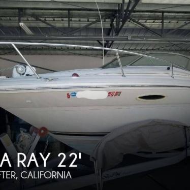 2002 Sea Ray 225 weekender