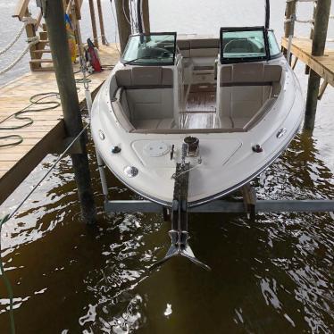 2012 Sea Ray slx 250