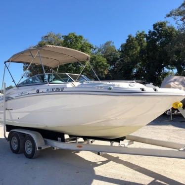 2015 Hurricane 2200 sun deck