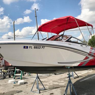 2013 Glastron 180 gt outboard w trailer