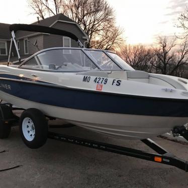 2011 Bayliner runabout series 185 br