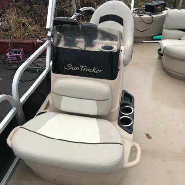 2012 Sun Tracker bass buggy 18dlx