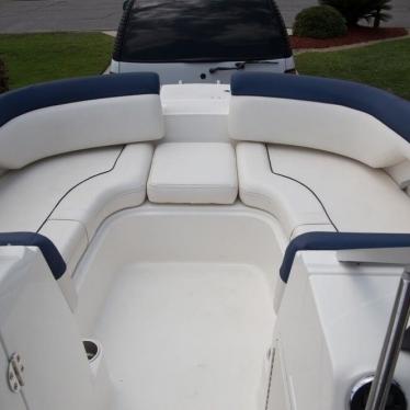 2014 Bayliner 215