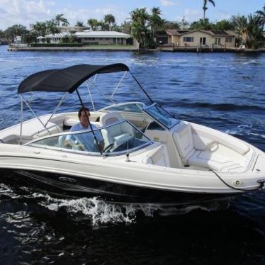 2010 Sea Ray 210 select bowrider