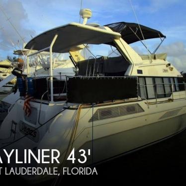 1990 Bayliner 4387 aft cabin motoryacht