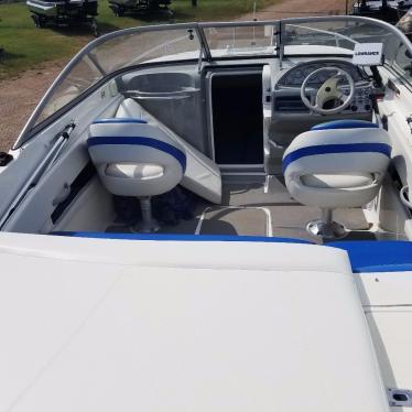 2006 Bayliner 212cu