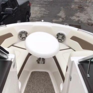 2014 Chaparral 226 ssi