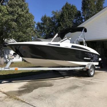 2014 Bayliner element e16