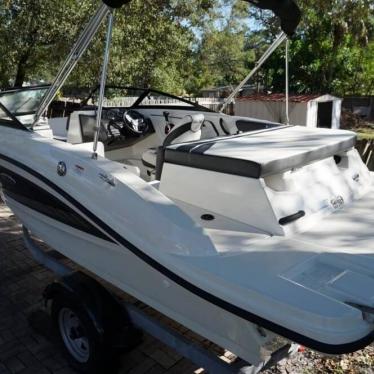 2015 Sea Ray 19 spx