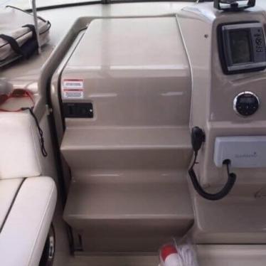 2008 Sea Ray 240 sundancer