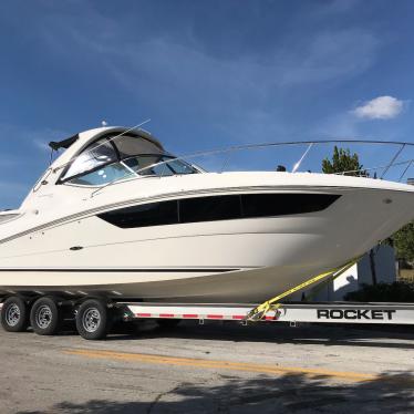 2016 Sea Ray 330 sundancer