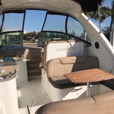 2016 Sea Ray 330 sundancer