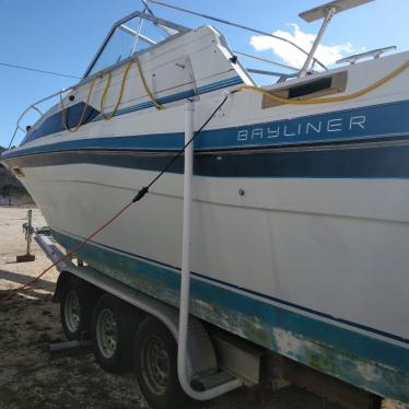 1987 Bayliner cierra