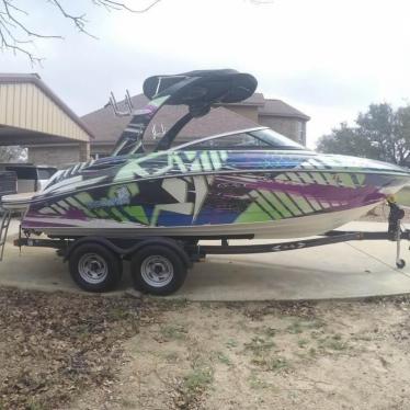 2013 Sea Ray 210 slx