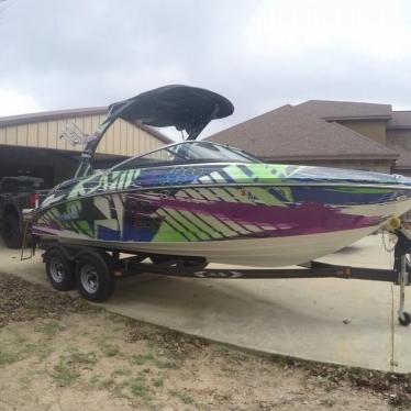 2013 Sea Ray 210 slx