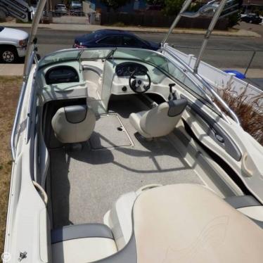 2007 Sea Ray 205 sport