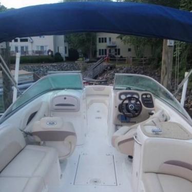 2005 Chaparral 256 ssi