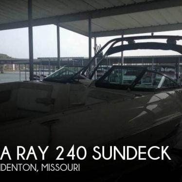 2013 Sea Ray 240 sundeck