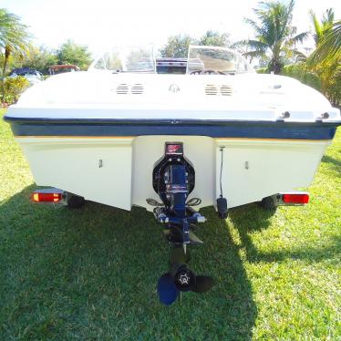 2004 Bayliner 185br