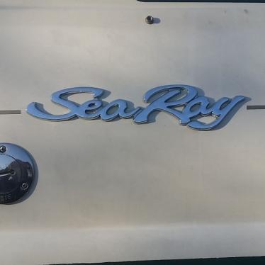 1999 Sea Ray sun deck