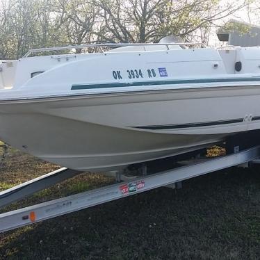 1999 Sea Ray sun deck