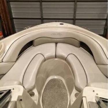 2003 Sea Ray 220 slx