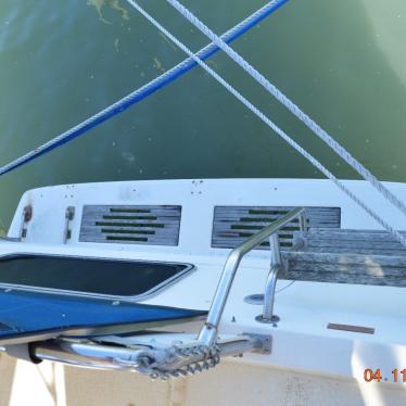 1984 Sea Ray 360 aft cabin