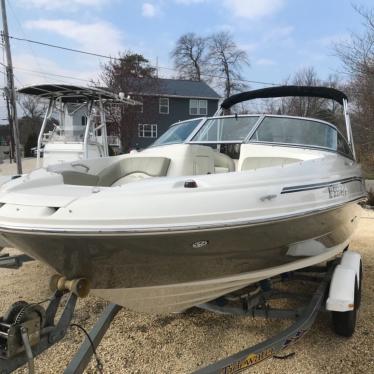 2005 Sea Ray sundeck