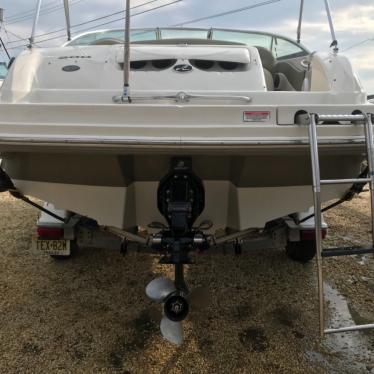 2005 Sea Ray sundeck